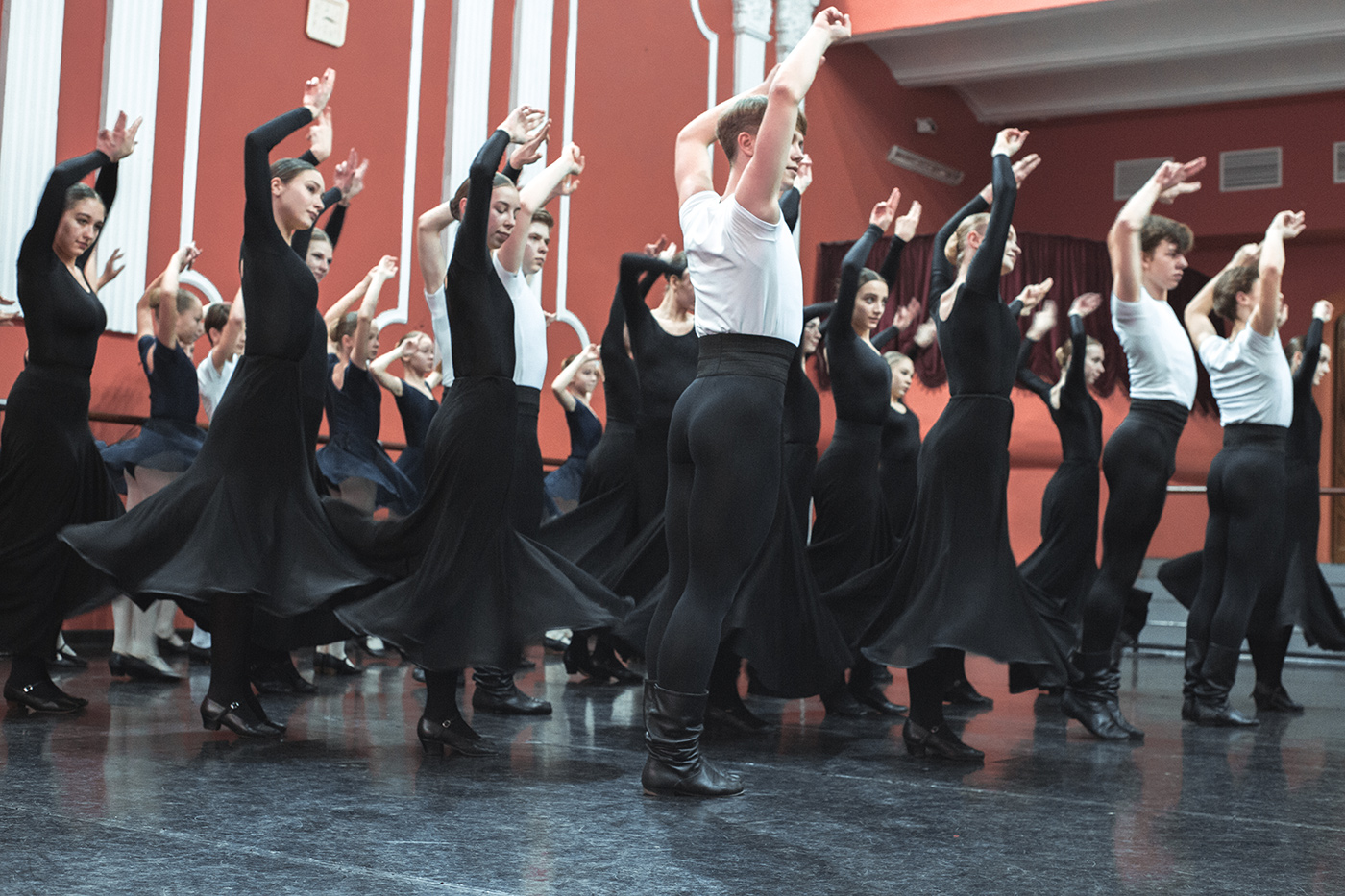 В Международном центре балетного искусства «РНБК» прошла встреча с директорами общеобразовательных школ города Костромы